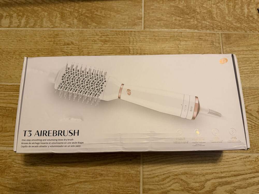 T3 AireBrush One-Step Smoothing and Volumizing Blow Dry Brush